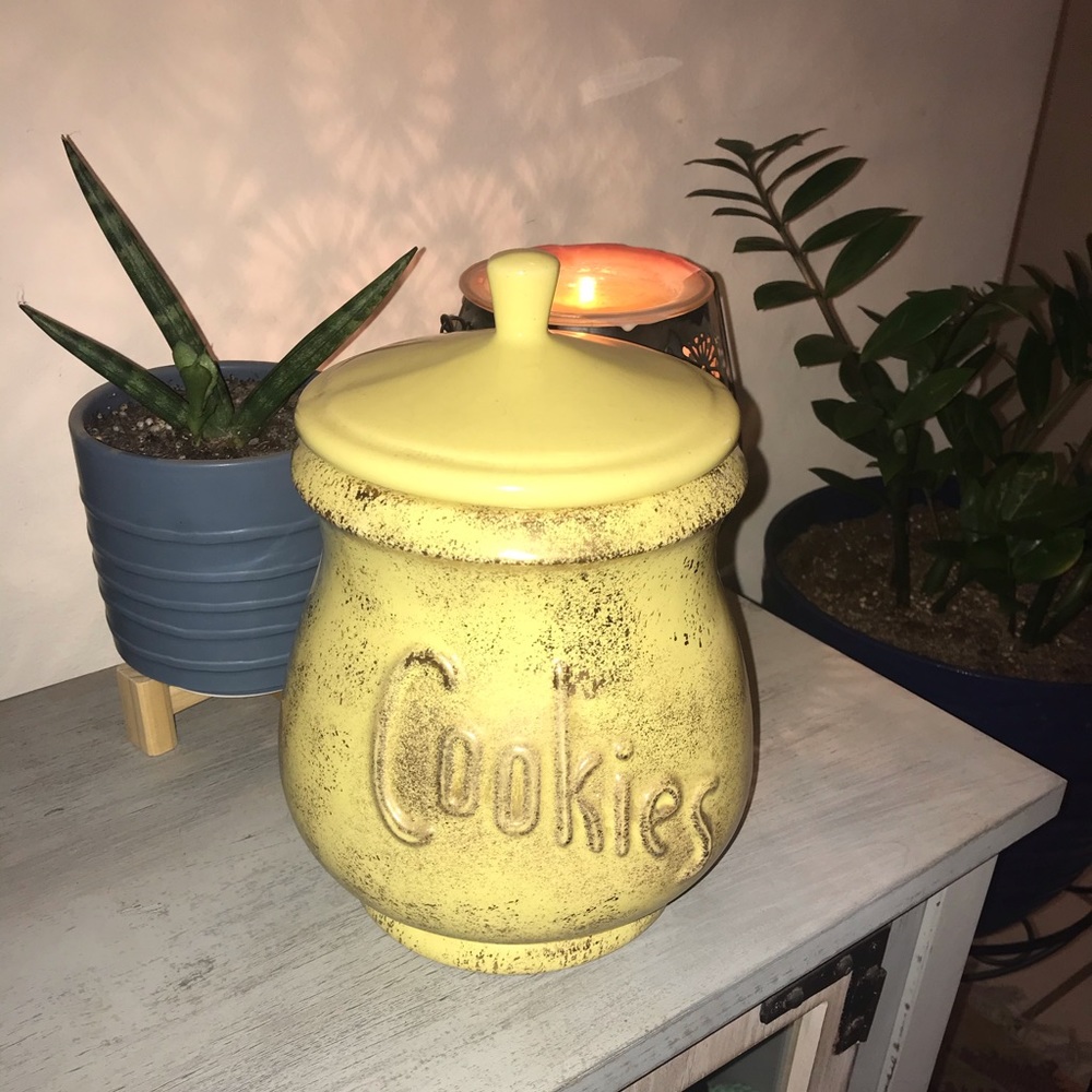 American Bisque Antique Cookie Jar